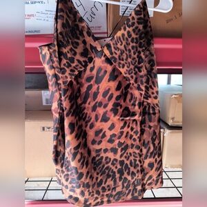 Leopard Print Sleeveless Top